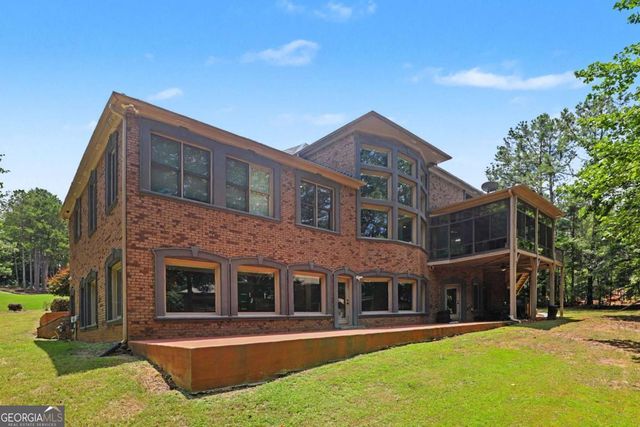 327 Amy Way, Atlanta, GA 30349