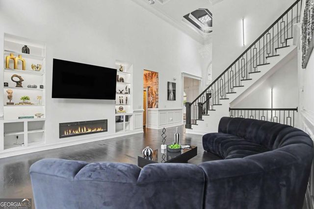 327 Amy Way, Atlanta, GA 30349