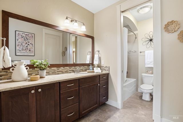 6103 W Founders Dr., Eagle, ID 83616
