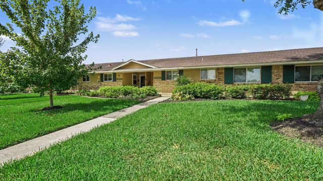 16506 Diana Lane, Houston, TX 77062