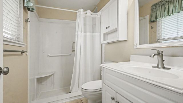 16506 Diana Lane, Houston, TX 77062
