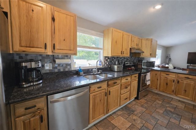 3100 Austin Road, Kirkland, NY 13323