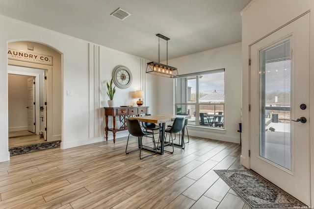 220 Cibolo Ridge, La Vernia, TX 78121