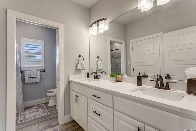 220 Cibolo Ridge, La Vernia, TX 78121