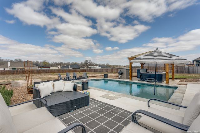 220 Cibolo Ridge, La Vernia, TX 78121