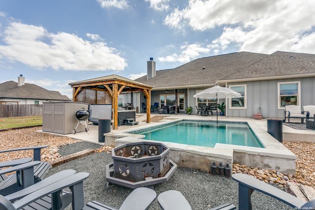 220 Cibolo Ridge, La Vernia, TX 78121