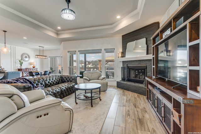 220 Cibolo Ridge, La Vernia, TX 78121