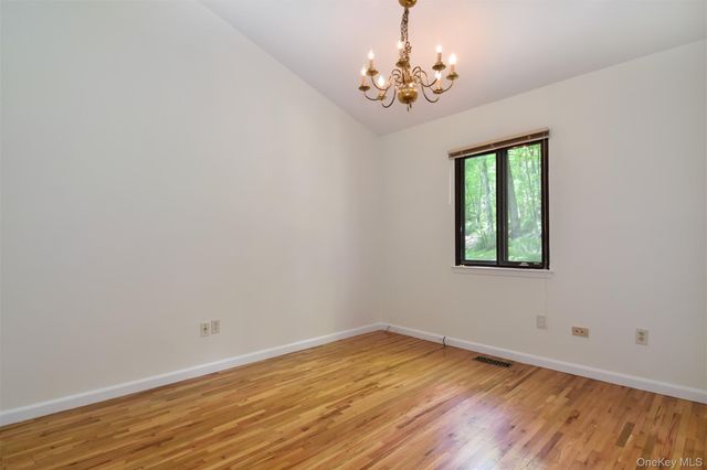 400 Birch Lane 400, Irvington, NY 10533