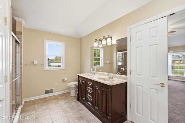 17 Church Lane, Manalapan, NJ 07726
