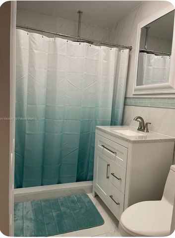 1432 NE 5th Ave 2, Fort Lauderdale, FL 33304