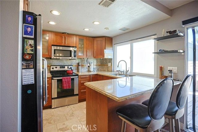 12 Silverwood 19, Irvine, CA 92604