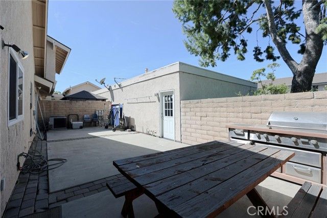 12 Silverwood 19, Irvine, CA 92604