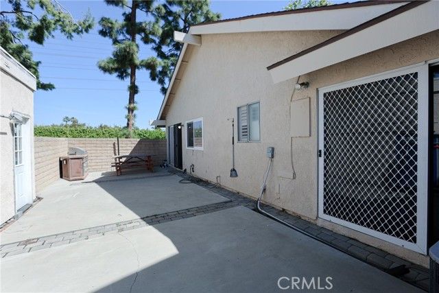 12 Silverwood 19, Irvine, CA 92604