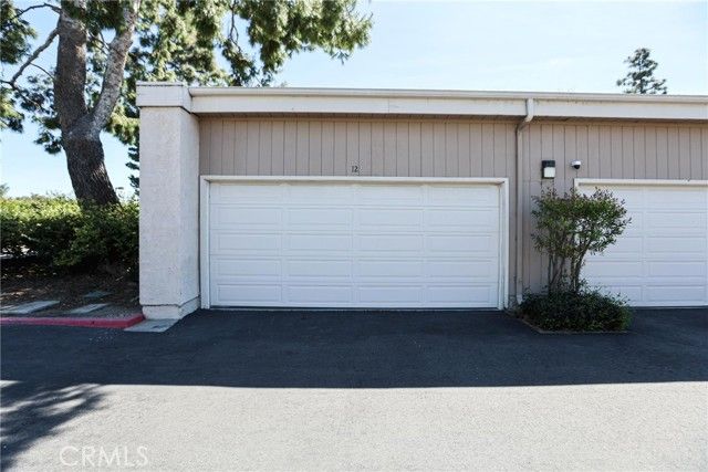 12 Silverwood 19, Irvine, CA 92604