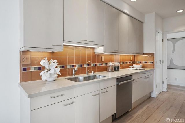 1150 Lombard Street 30, San Francisco, CA 94109