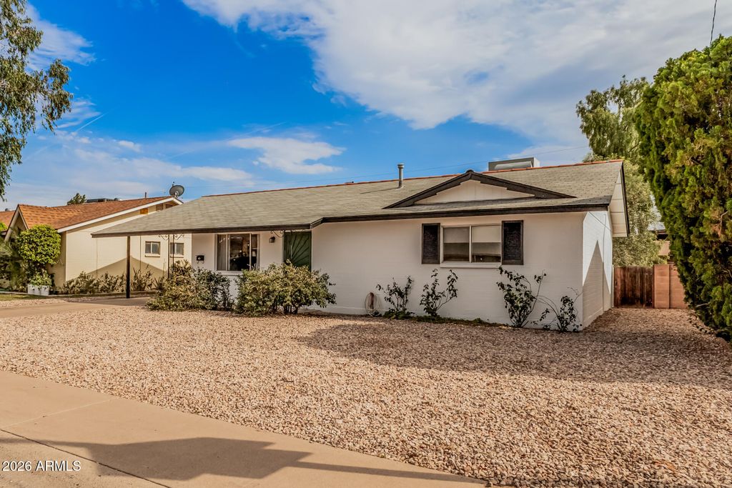 3919 W EL CAMINITO Drive, Phoenix, AZ 85051