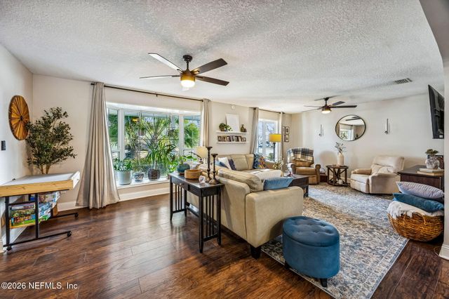 1331 CROSBY Lane, Orange Park, FL 32073