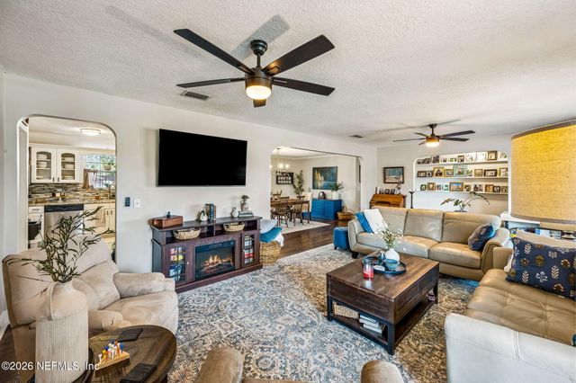 1331 CROSBY Lane, Orange Park, FL 32073