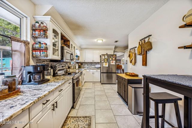 1331 CROSBY Lane, Orange Park, FL 32073