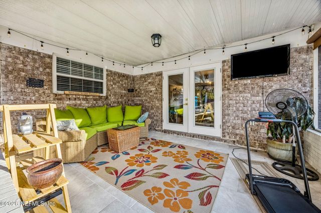 1331 CROSBY Lane, Orange Park, FL 32073