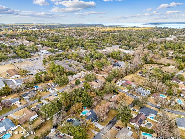 1331 CROSBY Lane, Orange Park, FL 32073