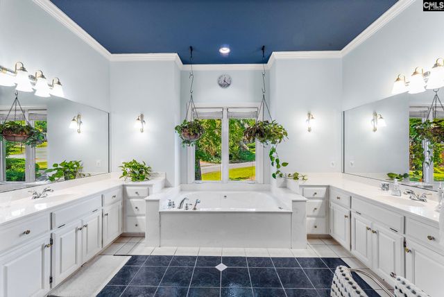 516 Harbour Place Court, Lexington, SC 29072