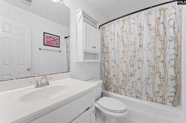 516 Harbour Place Court, Lexington, SC 29072