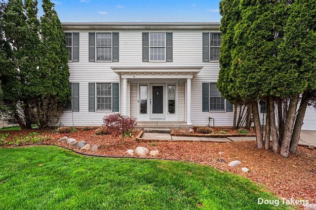 5381 Bunker Hill Court, Kentwood, MI 49508