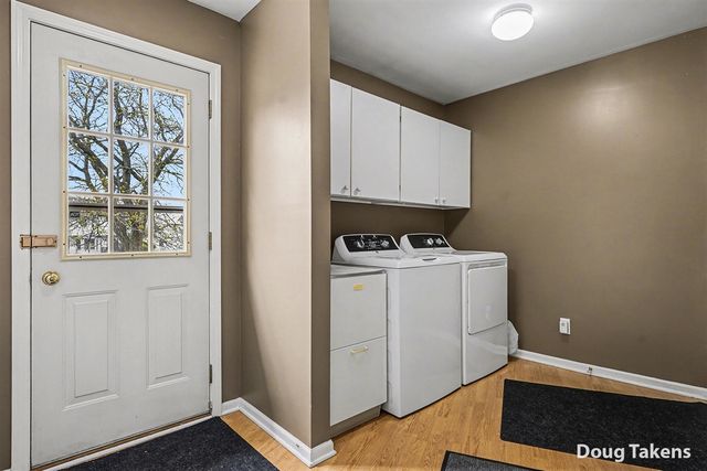 5381 Bunker Hill Court, Kentwood, MI 49508