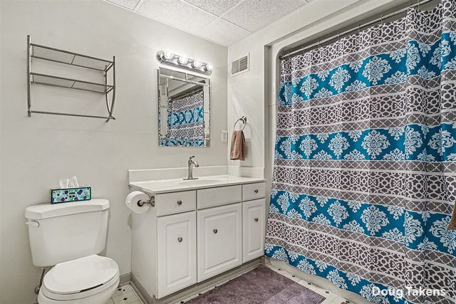 5381 Bunker Hill Court, Kentwood, MI 49508