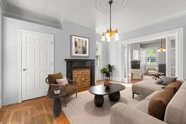 101 Mount Pleasant Ave 101, Boston, MA 02119