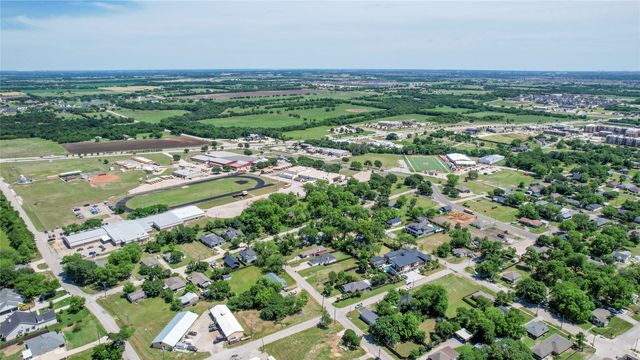 312 E Beech Street, Celina, TX 75009
