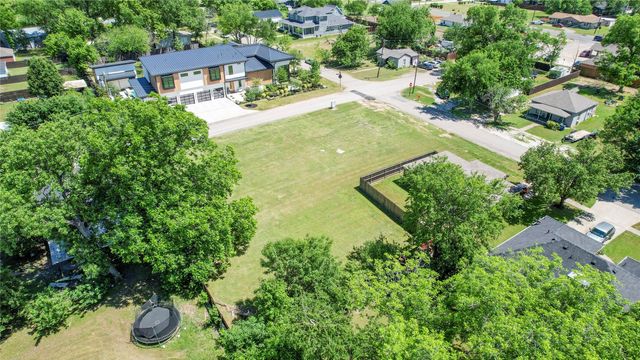312 E Beech Street, Celina, TX 75009