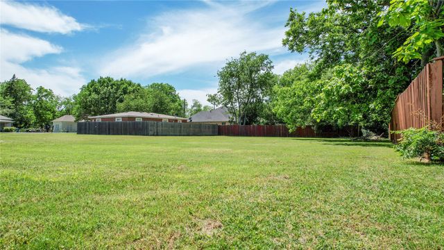312 E Beech Street, Celina, TX 75009