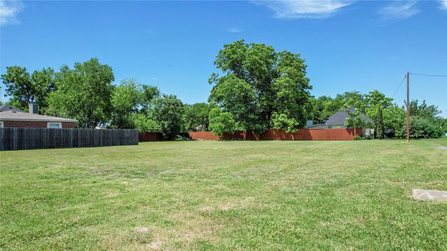 312 E Beech Street, Celina, TX 75009