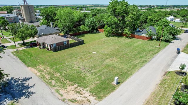 312 E Beech Street, Celina, TX 75009
