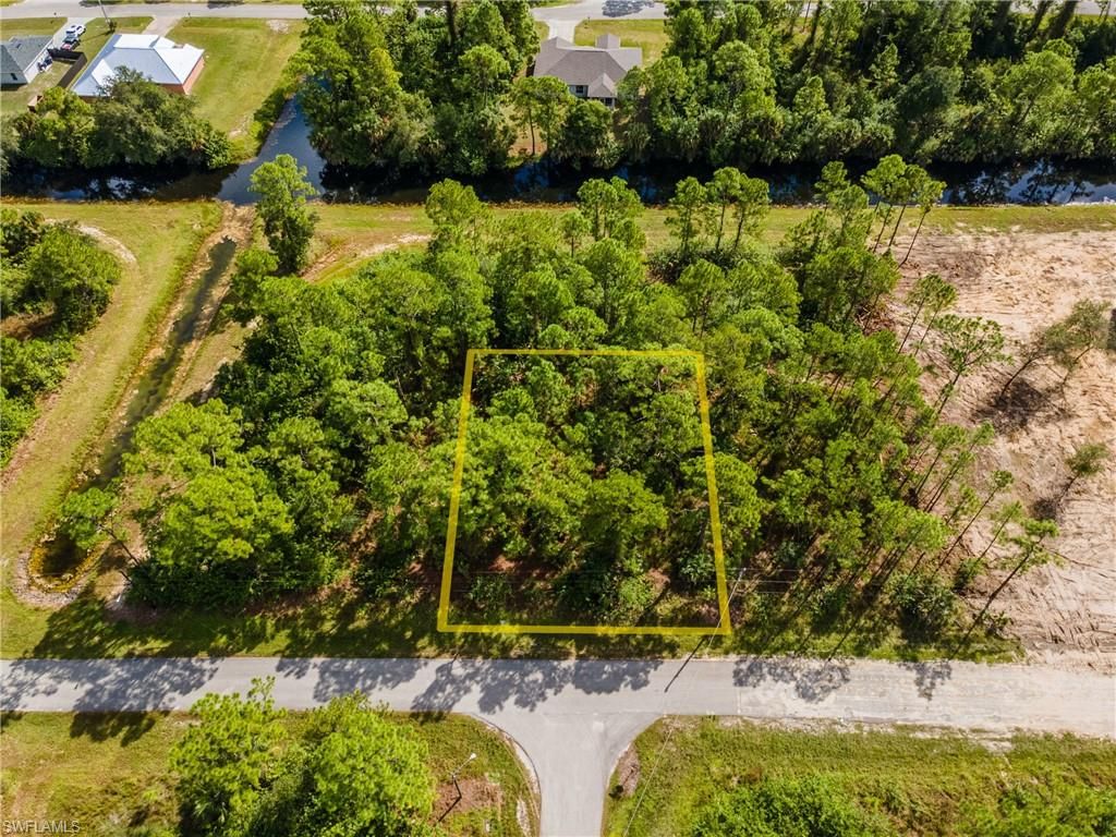 231 Thornton AVE S, LEHIGH ACRES, FL 33974 — photo 2