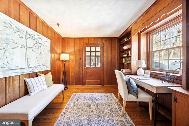 103 AVONBROOK RD, Wallingford, PA 19086