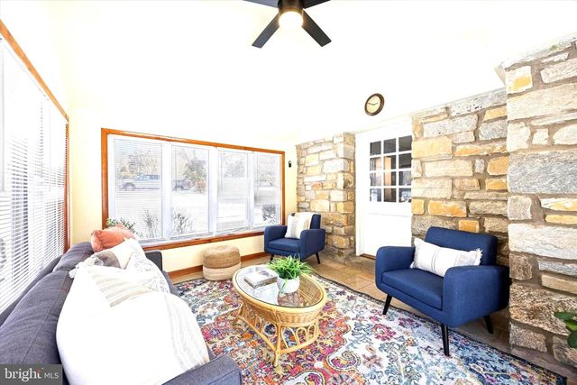 103 AVONBROOK RD, Wallingford, PA 19086