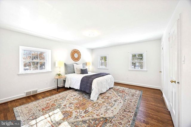 103 AVONBROOK RD, Wallingford, PA 19086