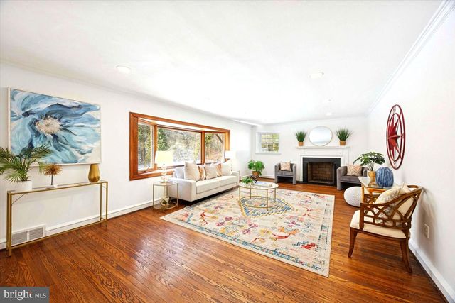 103 AVONBROOK RD, Wallingford, PA 19086