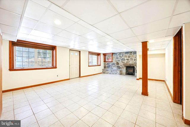 103 AVONBROOK RD, Wallingford, PA 19086