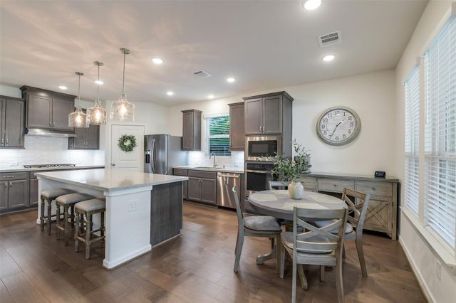 336 N Arrowhead Lane, Montgomery, TX 77316