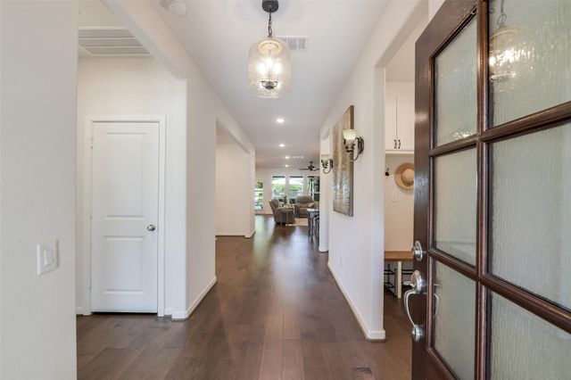 336 N Arrowhead Lane, Montgomery, TX 77316