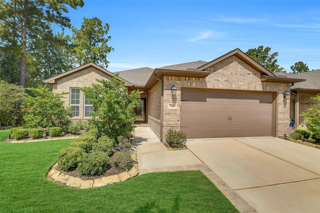 336 N Arrowhead Lane, Montgomery, TX 77316