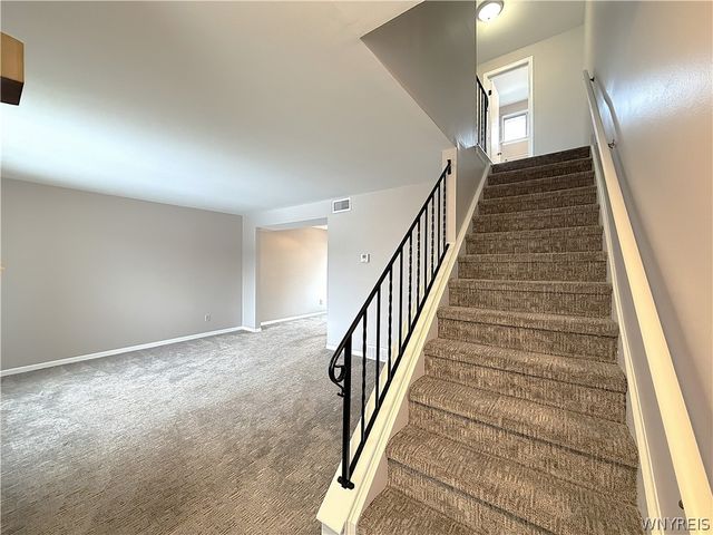 72 Parkview Court, Lancaster, NY 14086