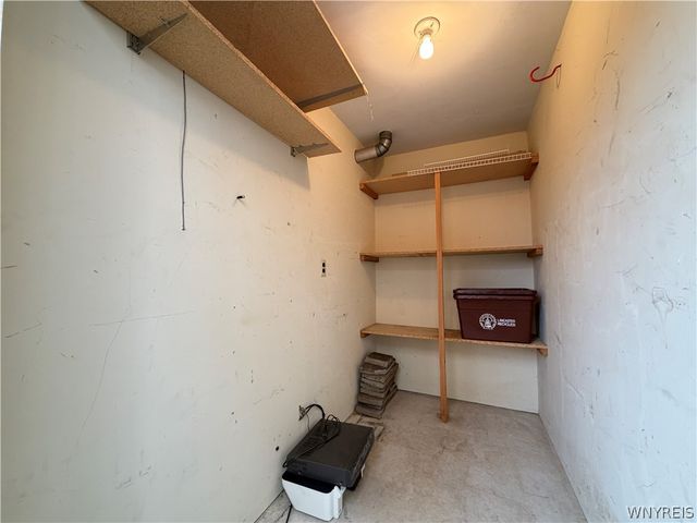 72 Parkview Court, Lancaster, NY 14086