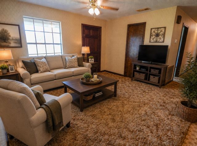 111 Swamp Dr, Bourg, LA 70343