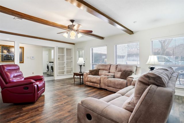 200 Hillview Drive, Hurst, TX 76054