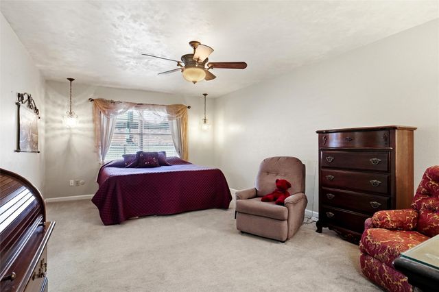 200 Hillview Drive, Hurst, TX 76054